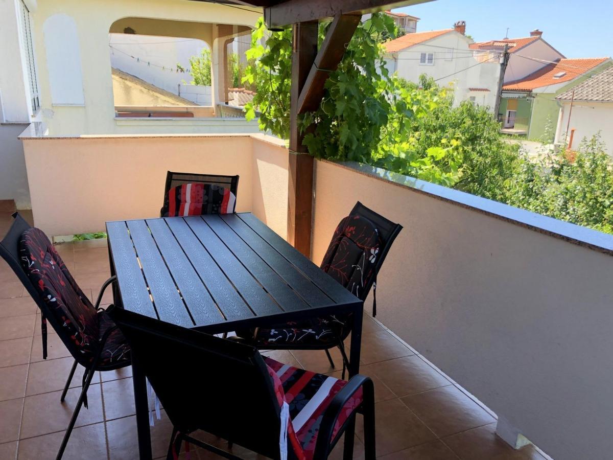 Villy City Apartment Palit Exterior foto