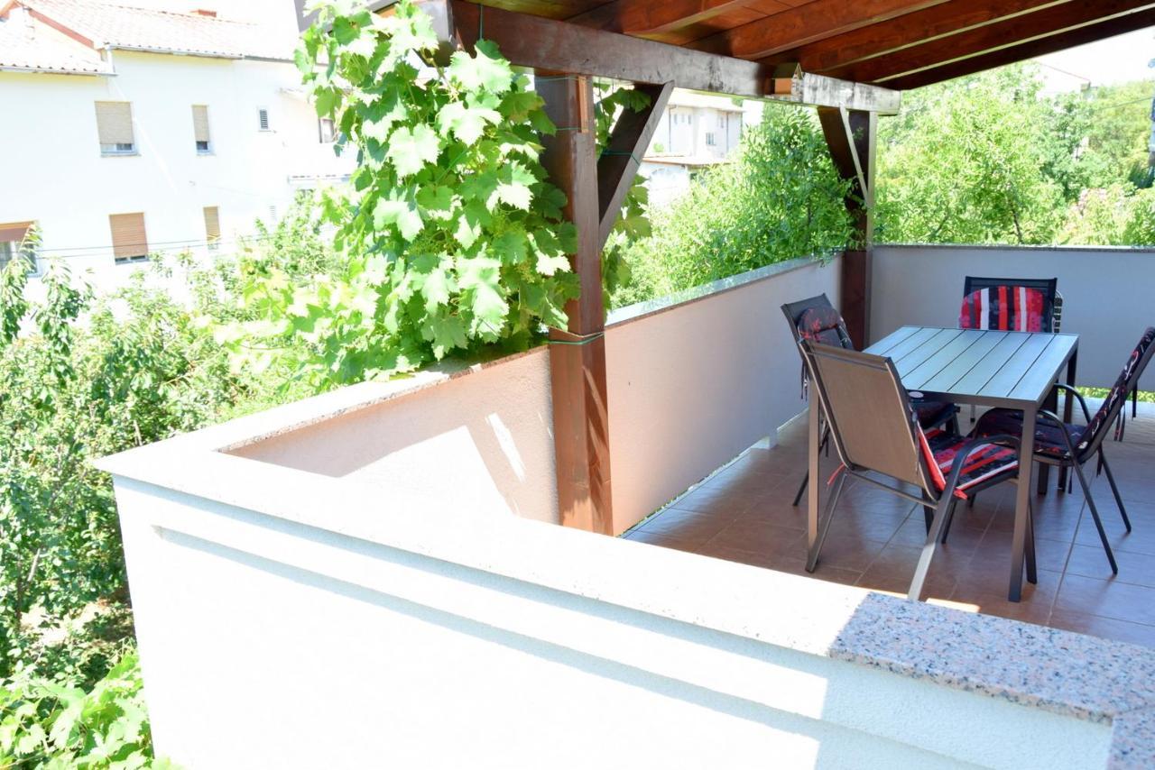 Villy City Apartment Palit Exterior foto
